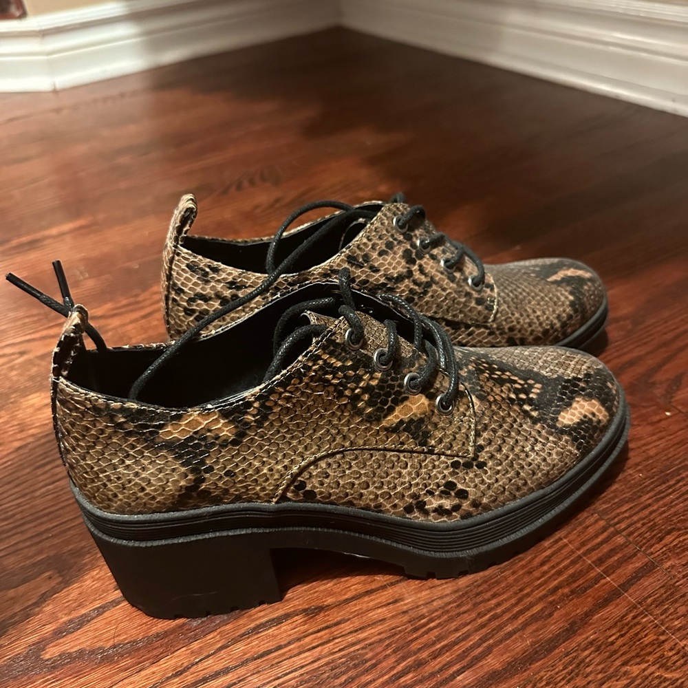 Snake skin pattern Shoes - Unbranded